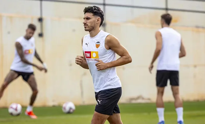 André Almeida vuelve al trabajo grupal este jueves