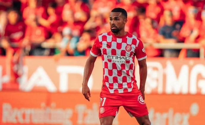 Yangel Herrera sigue sin el alta médica y no es segura su titularidad en Mestalla