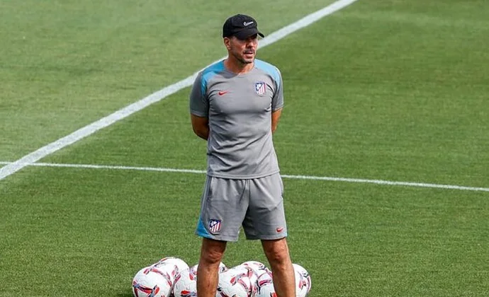 El Atlético vuelve al trabajo sin los titulares de ayer y sin secuelas físicas