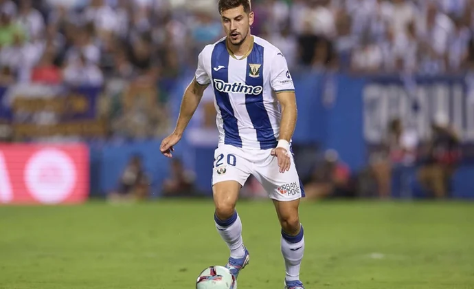 El Leganés esconde un problema físico de Javi Hernández por segunda jornada consecutiva