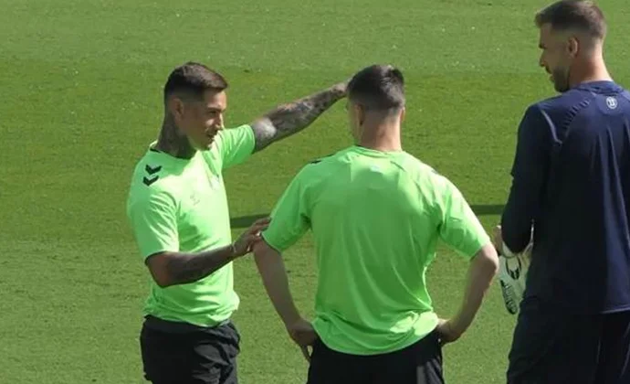 Cardoso vuelve al grupo este martes. Sabaly y Bartra siguen al margen