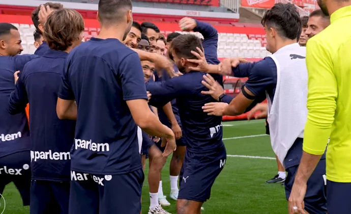 Portu vuelve al grupo y la enfermería queda vacía