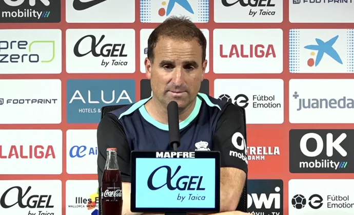 Arrasate, sobre Valjent, Asano, Llabrés, Muriqi, Van der Heyden, Maffeo, Morey, Antonio, Samu y Larin