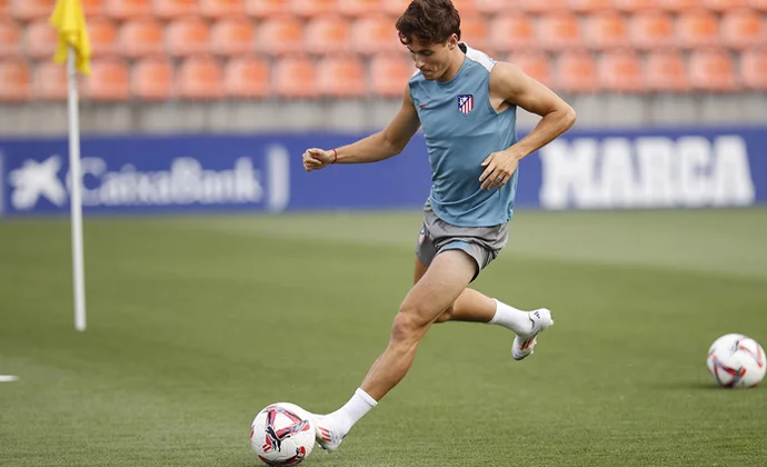 El Atlético retomó los entrenamientos sin Barrios ni Azpilicueta