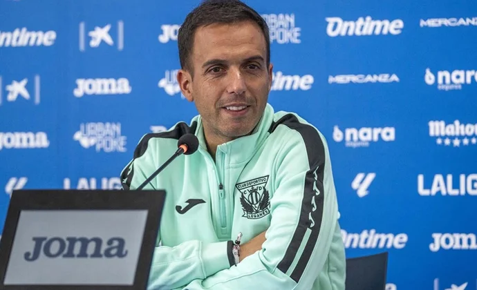 Borja Jiménez confirma las bajas, la vuelta de Javi Hernández y habla del Getafe y la portería