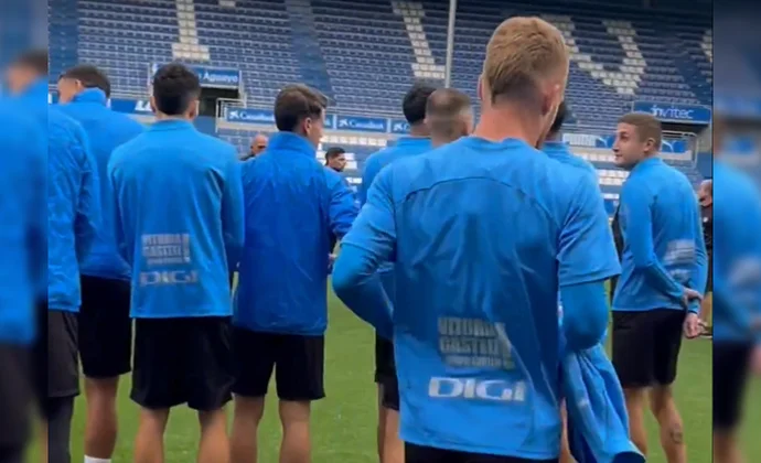 Tenaglia se ejercita con el grupo en la última sesión de la semana