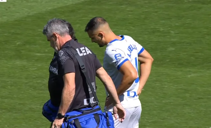 Luis García está pendiente de la evolución de Abqar y Sedlar, ambos sustituidos por molestias