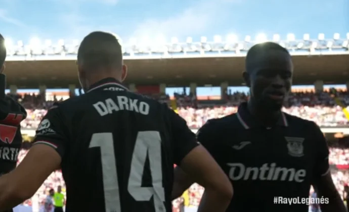 Cissé terminó siendo sustituido en Vallecas por un golpe