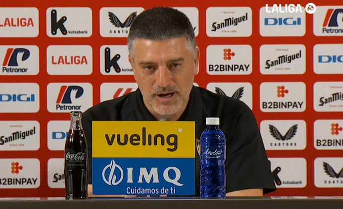 Pimienta muestra su satisfacción por el empate y explica el cambio de Barco en el descanso