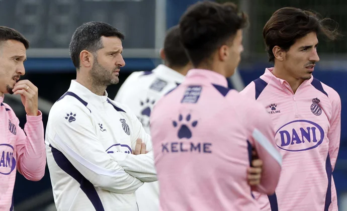 El Espanyol completa la última sesión antes del partido sin los tres lesionados