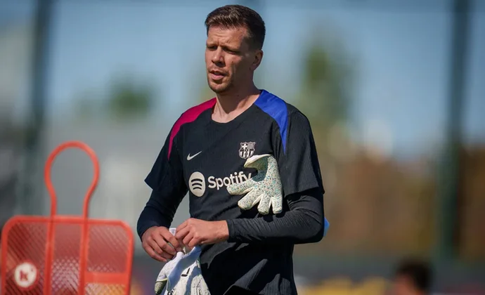 Szczesny se incorpora al grupo en su segunda sesión como jugador del Barcelona