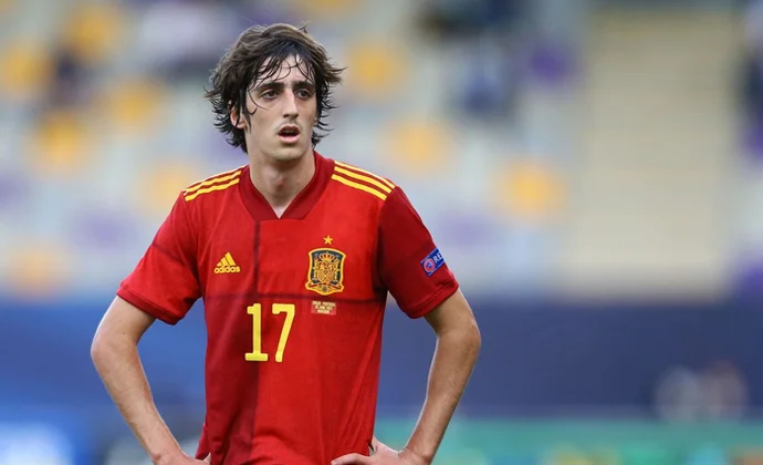 Bryan Gil no irá finalmente con la Selección por molestias