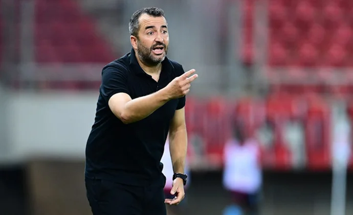 Diego Martínez acepta la oferta de la UD Las Palmas y mañana viajará para firmar