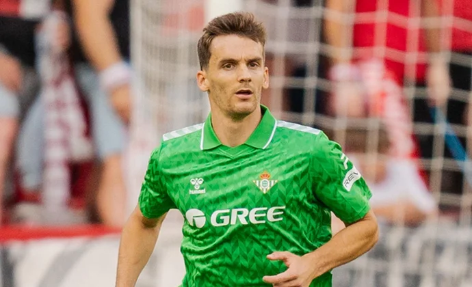 Diego Llorente se expone a cuatro partidos de sanción por sus declaraciones tras el derbi