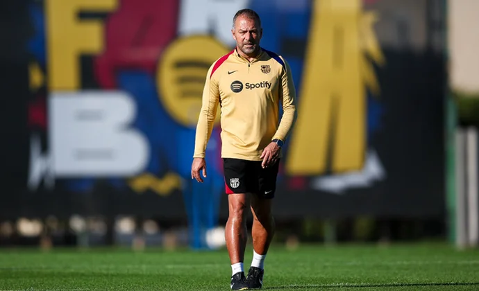 Gavi completa el partidillo del entrenamiento de hoy y está a un paso del alta médica