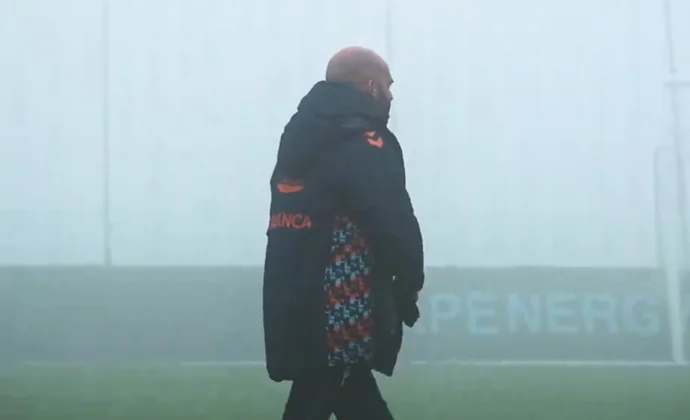 Starfelt, sin parte médico y aparentemente sano pese a no viajar con su selección