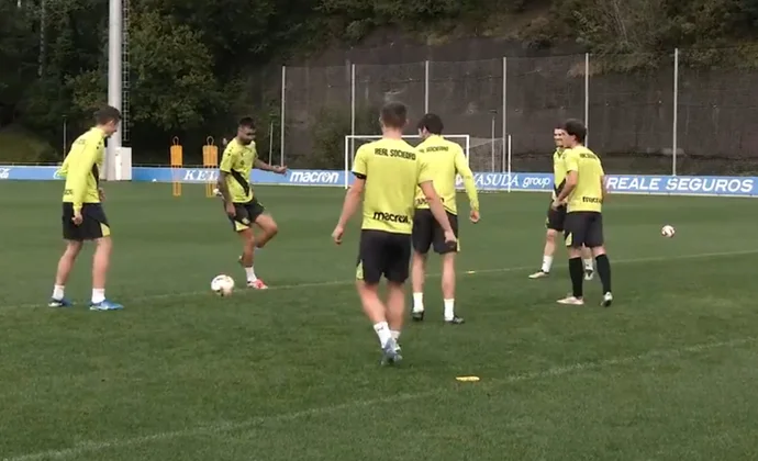 Nueva sesión en Zubieta con 13 jugadores del primer equipo