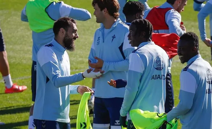 Sesión de martes en Mos sin los dos lesionados ni los cuatro internacionales