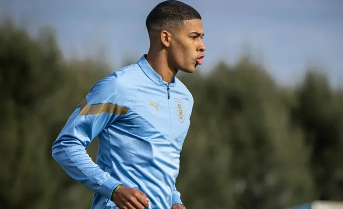 Mouriño vendrá sin minutos de Uruguay y Luis García pretende alinearlo sin apenas entrenar