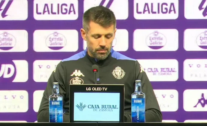 Pezzolano no descarta un cambio de sistema y habla de Javi Sánchez, el lateral izquierdo, la falta de gol y el plan de partido