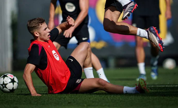 Eric García tampoco entrena hoy y Flick tiene seis bajas