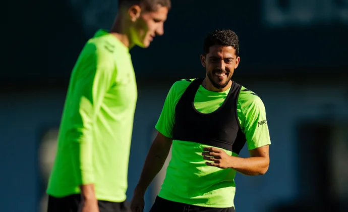 Diego Llorente y Cardoso vuelven al grupo y son cuatro los lesionados