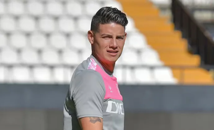 James se retira lesionado del entrenamiento. Mumin y Pathé Ciss, al margen