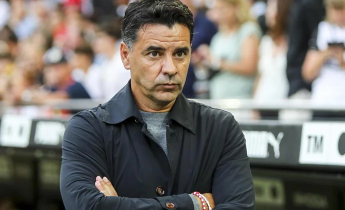 Míchel podría no arriesgar con Blind y Abel Ruiz de titulares el sábado