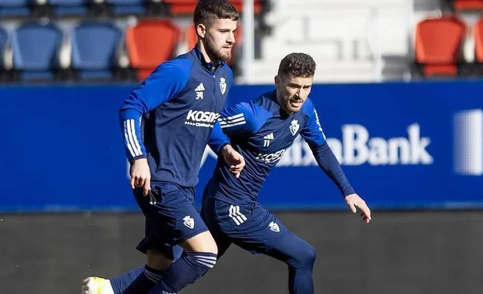 Iker Muñoz recibe el alta médica y Herrando supera el proceso vírico