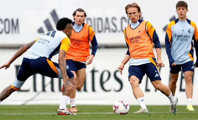 Brahim repite con el grupo y Ancelotti tiene cuatro bajas