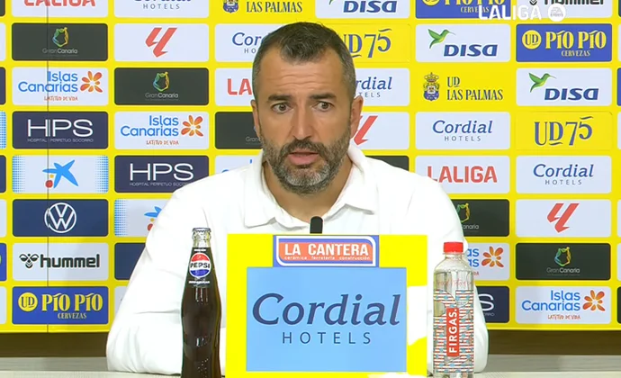 Diego Martínez analiza la victoria y habla de Mármol, Fuster y Januzaj