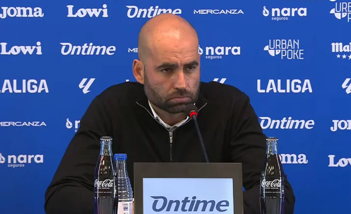 Giráldez lamenta la derrota y carga contra la actitud de los jugadores en la segunda mitad