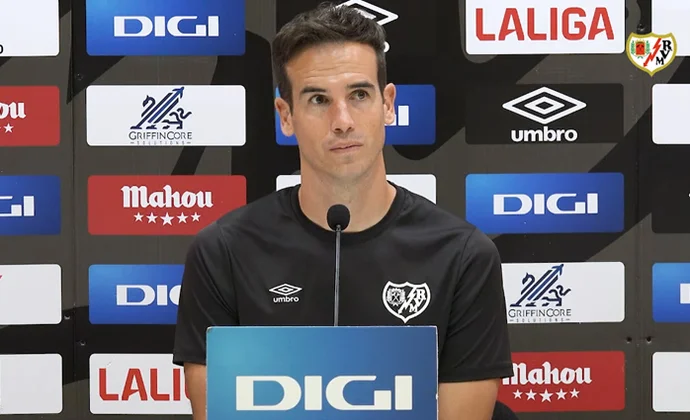 Íñigo Pérez deja entrever rotaciones, dará descanso a Mumin y habla del Villamuriel