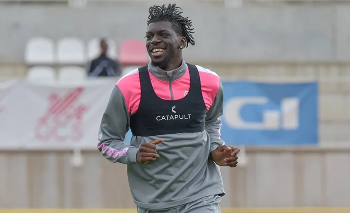 El Rayo termina de preparar el partido de Copa con la baja del Pacha Espino