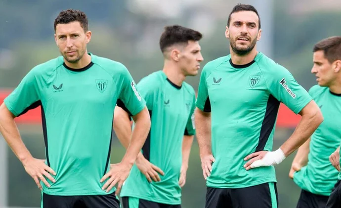 El Athletic vuelve al trabajo en Lezama sin secuelas físicas