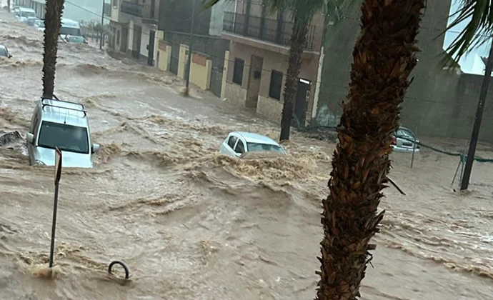 El Valencia solicita el aplazamiento de su partido de Copa por la DANA