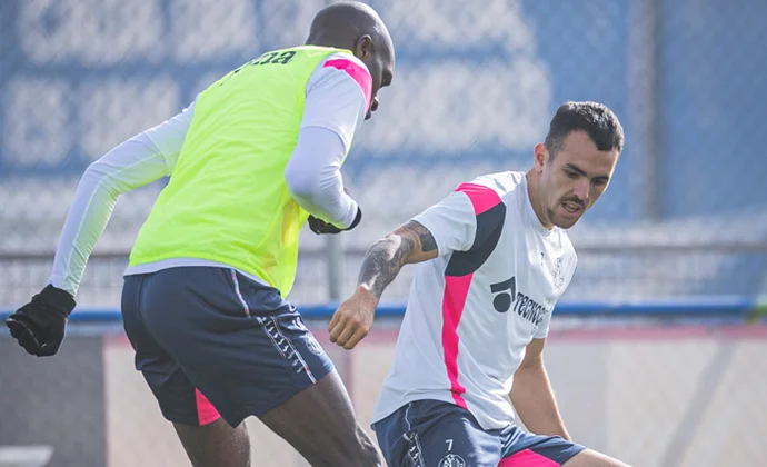 Mayoral sigue sin entrenar y será baja en Balaidos