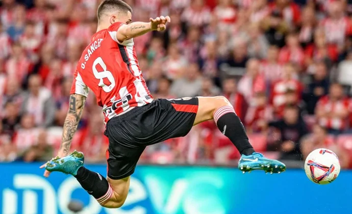 El Correo no descarta a Oihan Sancet ni para el partido del jueves contra el Ludogorets