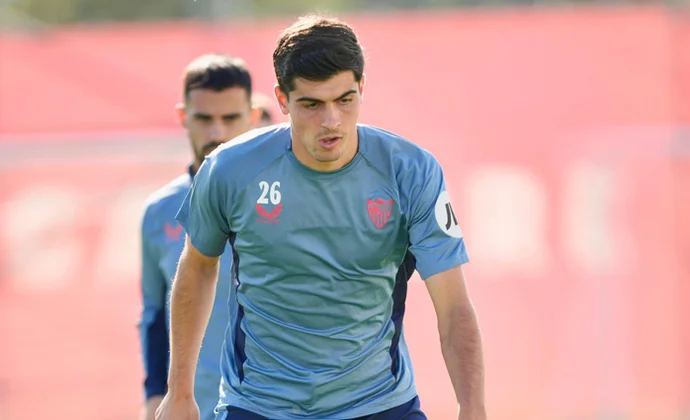 El Sevilla retoma los entrenamientos con Suso, sin Navas y con seis bajas