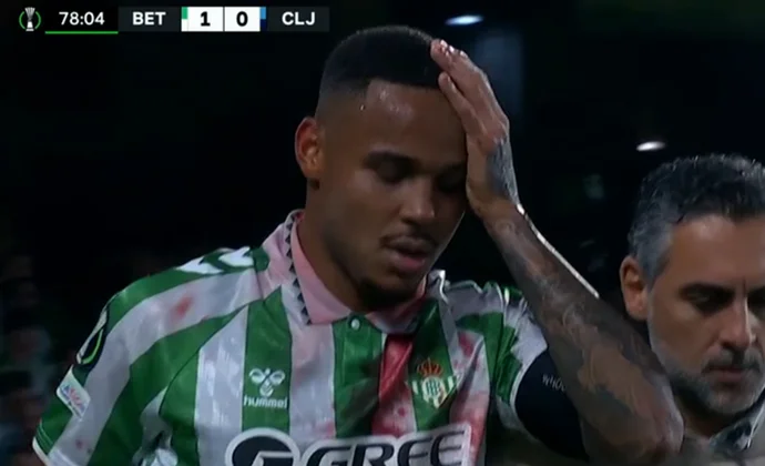 Natan se abre la cabeza anotando el primer gol del Betis