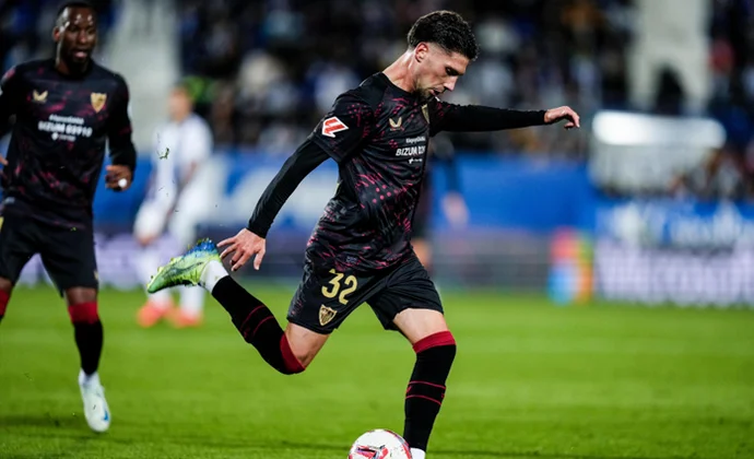 El Sevilla emite el parte médico oficial de José Ángel Carmona