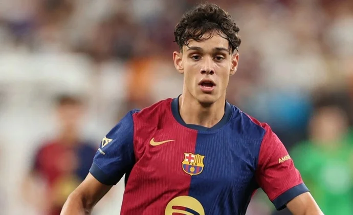 España Sub-19 desconvoca a Héctor Fort por sus molestias en el sacro