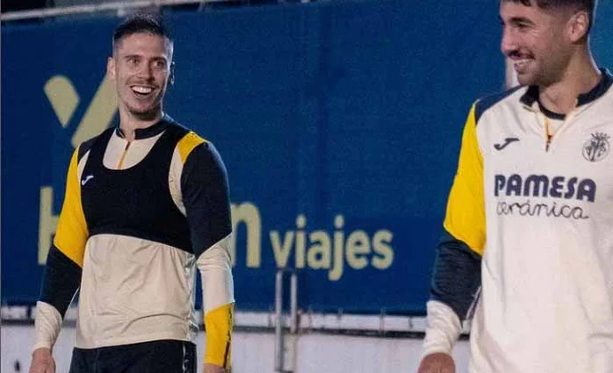 Foyth y Barry se ejercitan con el grupo. Baena y Femenia, en el gimnasio