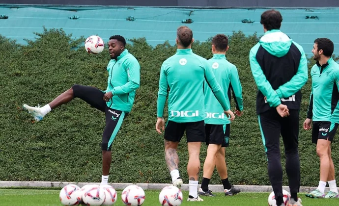 Iñaki Williams vuelve al grupo. Sancet y Berenguer continúan al margen