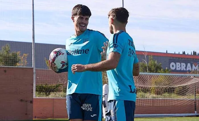 Borja Jiménez cree que conseguirá buenos resultados si cierra todos los entrenamientos y esconde los lesionados