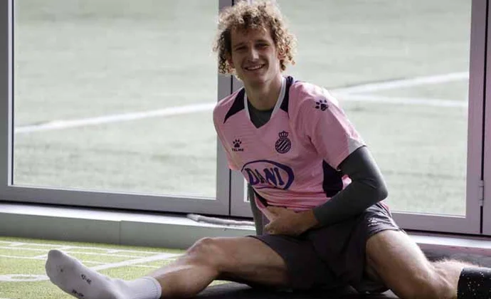 Kumbulla y Lozano repiten con el grupo. Kral regresa, pero se queda en el gimnasio