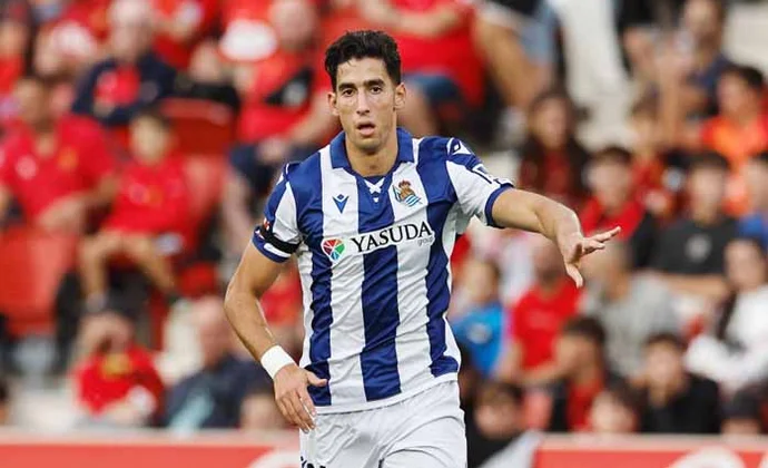 Aguerd se convierte en mariscal y asciende a jerarquía clave