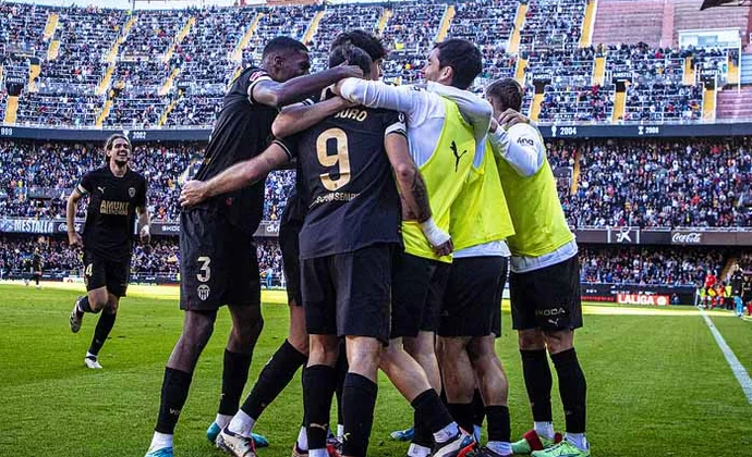 Jornada 14: Valencia 4-2 Betis. Estadísticas y puntos fantasy