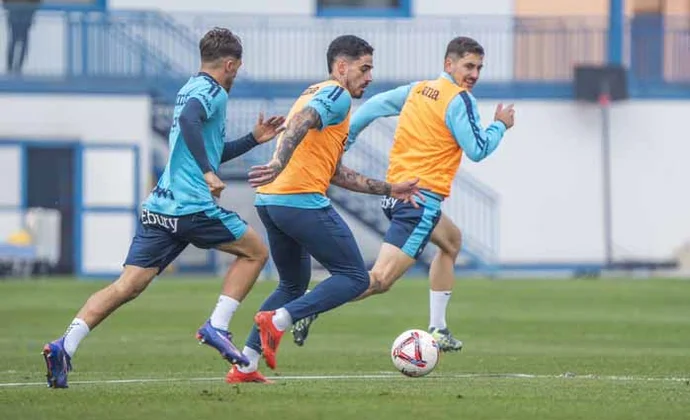 Tapia, Diego García y Raba completan la sesión y Franquesa es la única baja