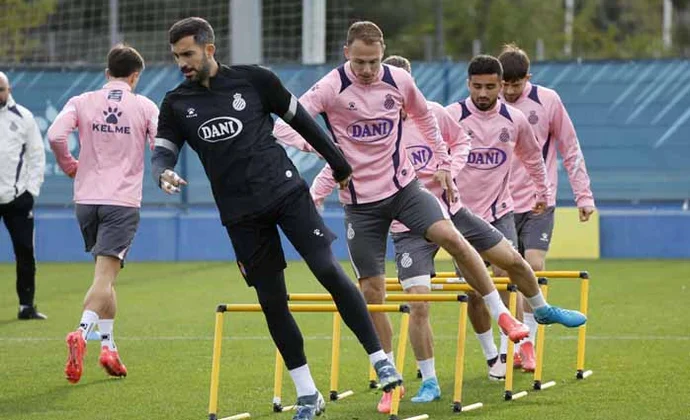 Sesión de recuperación sin Calero ni Gragera, que siguen lesionados